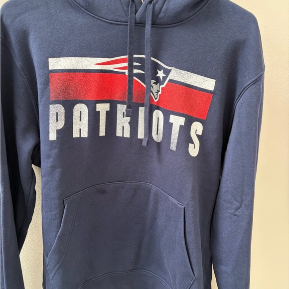 Nike Navy blue Patriots Pullover Hoodie with Red and White Graphics men's medium - Picture 3 of 12